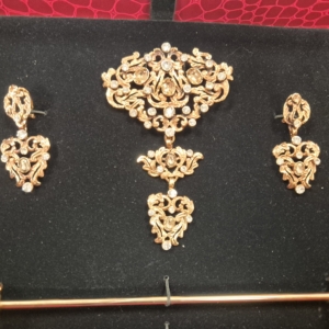 Aderezo mediano oro envejecido